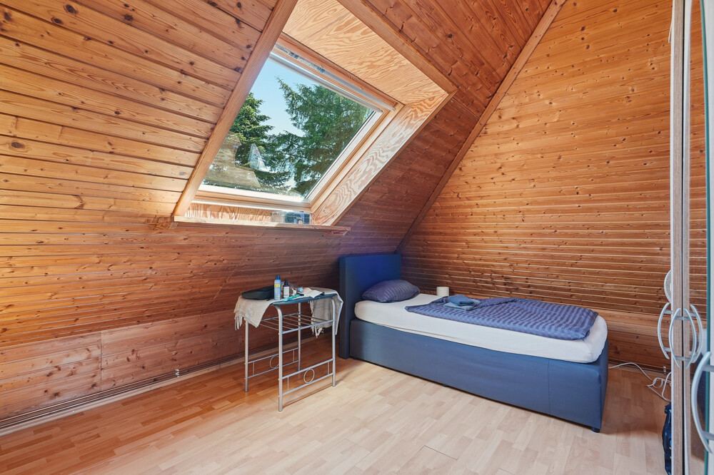 Schlafzimmer des Mehrfamilienhauses in Brokdorf, Aufnahme 2.